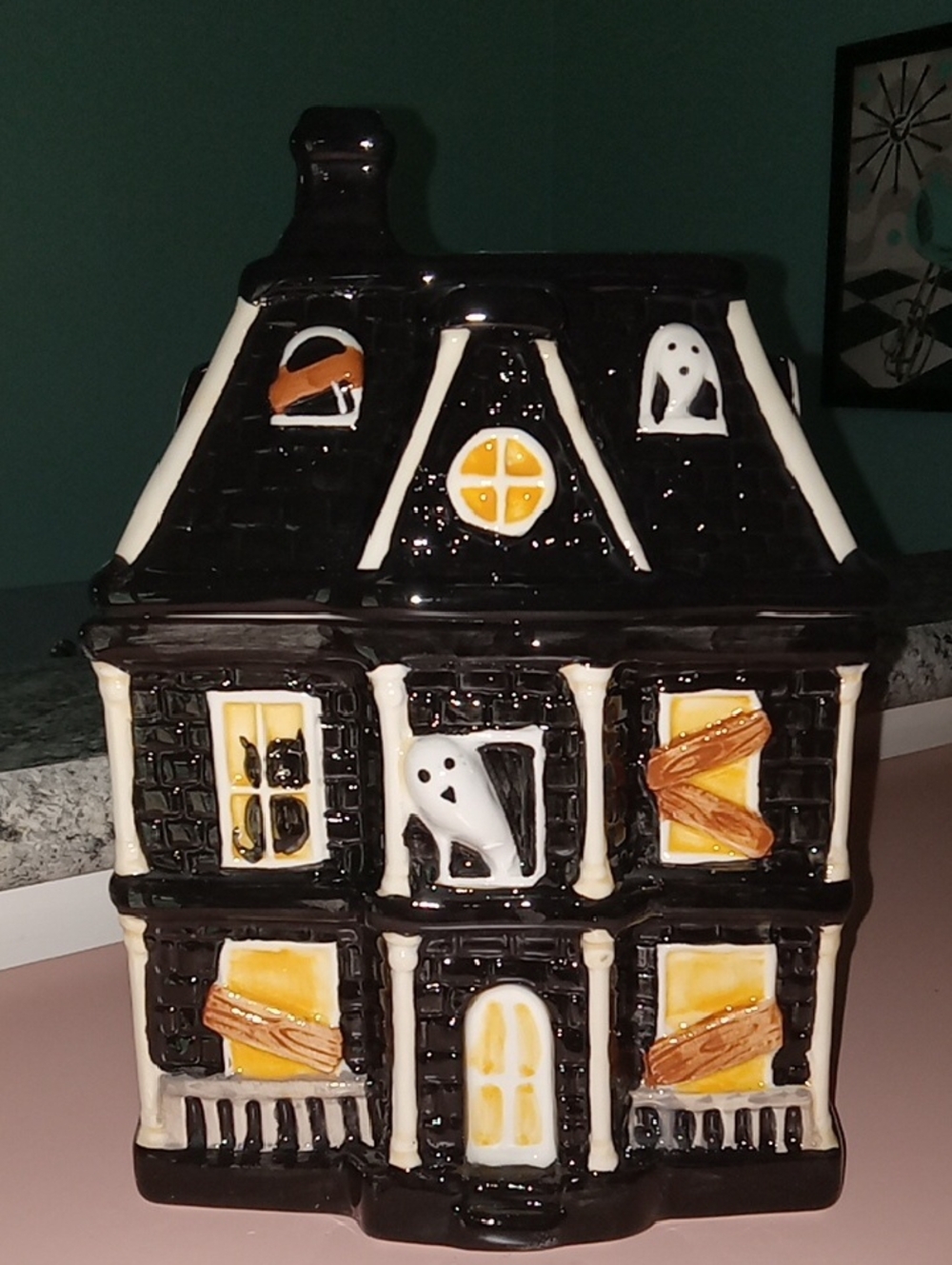 Cracker Barrel Haunted House Ceramic Cookie Jar Brand New In Box